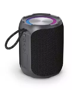 Caixa de som com logotipo da empresa