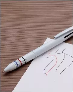 Caneta com 3 Cores Personalizada para Brindes