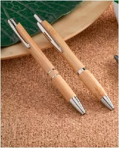 Caneta em bambu personalizada para brinde