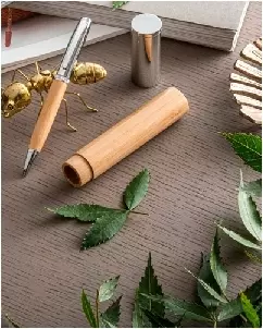 Caneta Esferografica em bambu personalizada