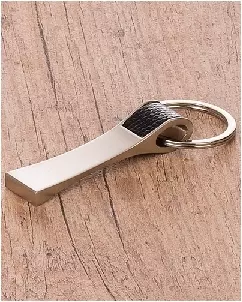 Chaveiro Metálico com Detalhe em Couro