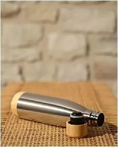 Garrafa em Aco Inox com tampa em Bambu Personalizada