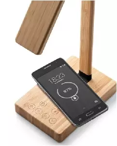 Luminaria Personalizada com Carregador por Inducao