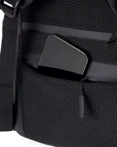 Mochila com Carregador de Celular Personalizada