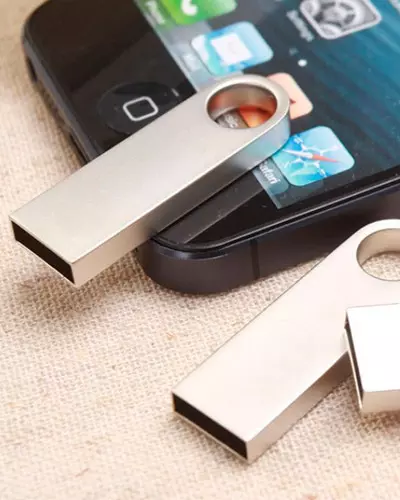 Pen Drive Personalizado Metálico
